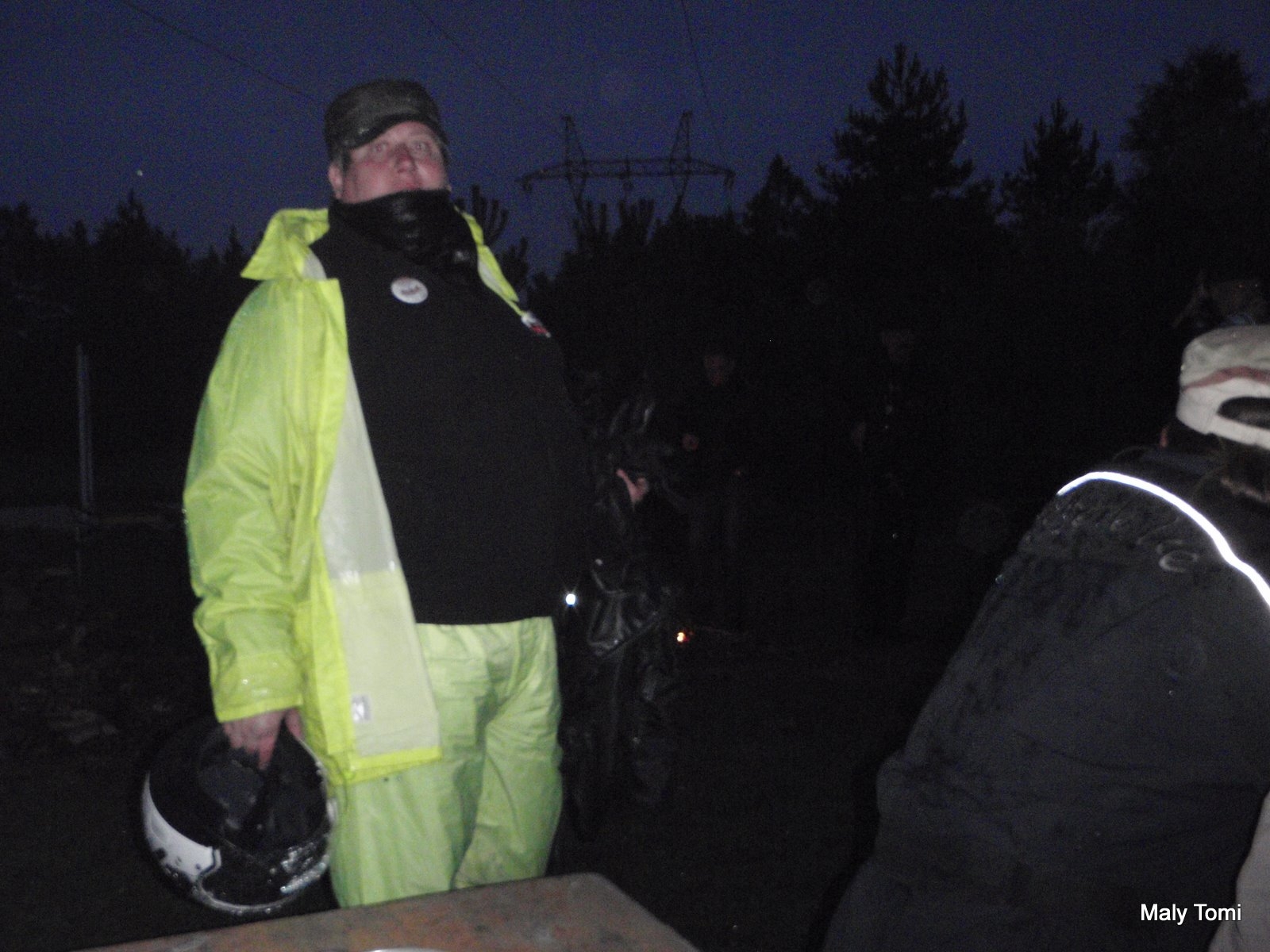 OLYMPUS DIGITAL CAMERA