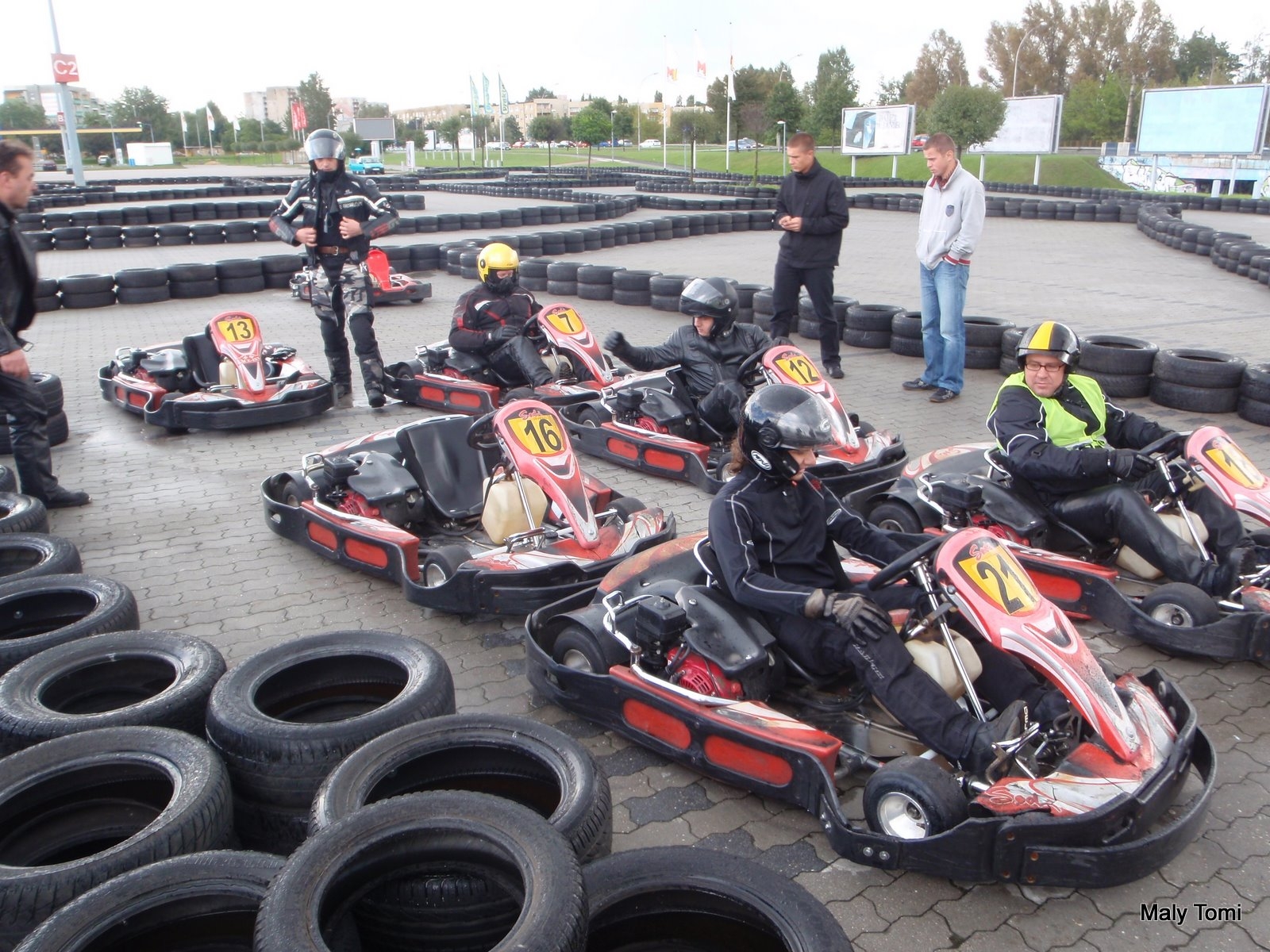 OLYMPUS DIGITAL CAMERA