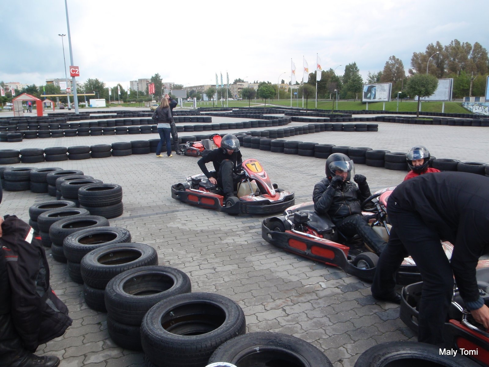 OLYMPUS DIGITAL CAMERA