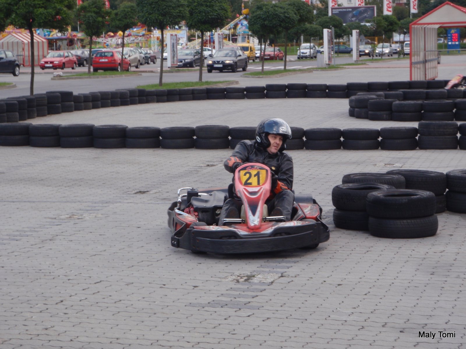 OLYMPUS DIGITAL CAMERA