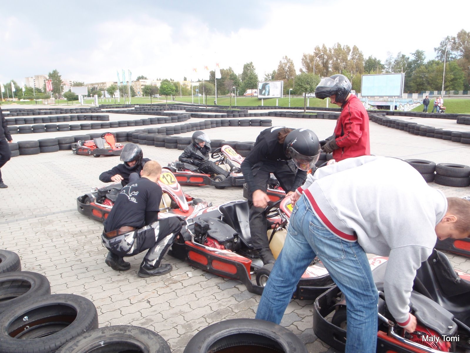 OLYMPUS DIGITAL CAMERA