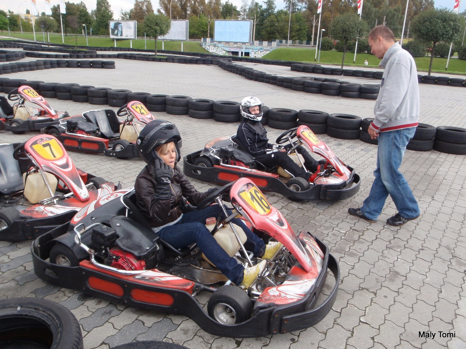 OLYMPUS DIGITAL CAMERA