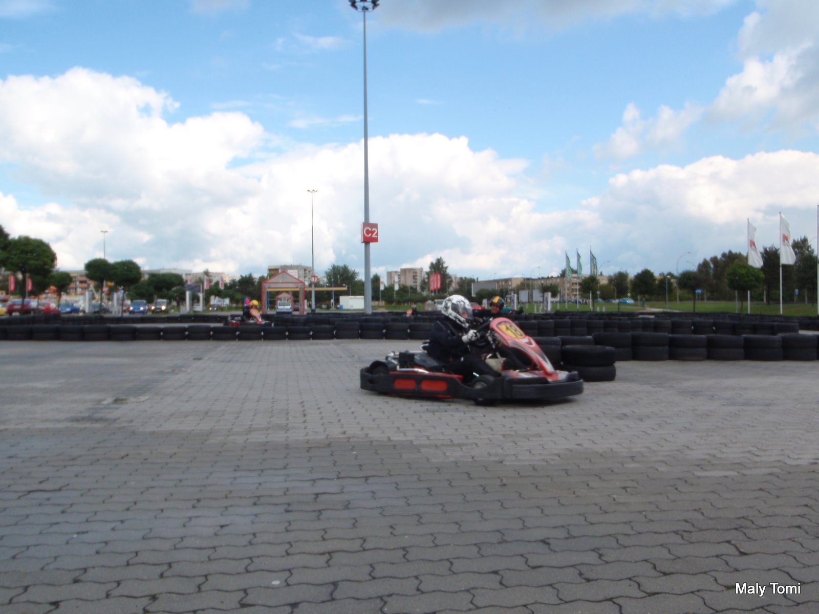 OLYMPUS DIGITAL CAMERA