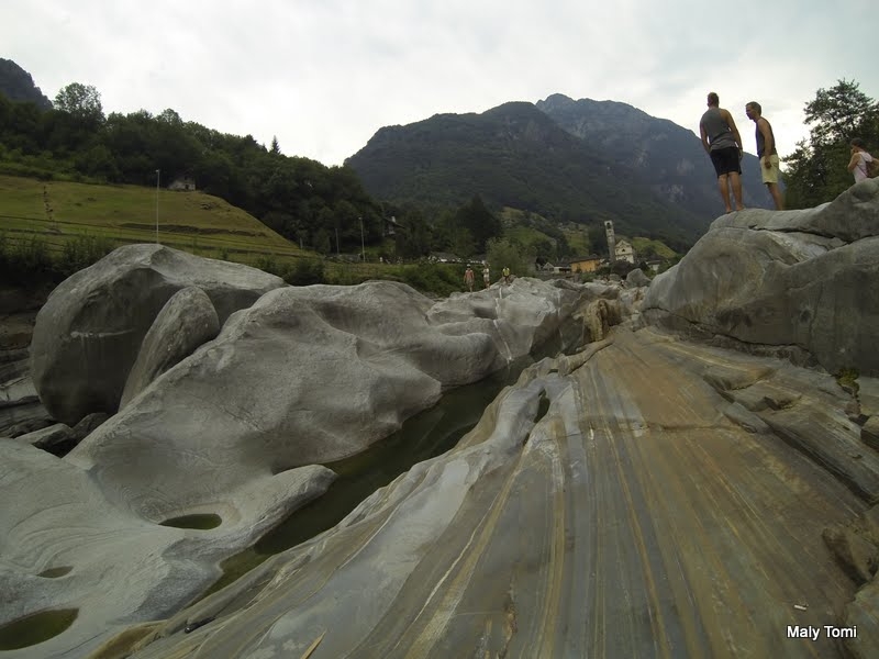 DCIM\102GOPRO